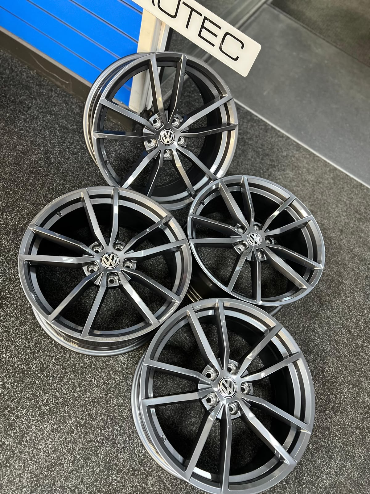x4 18" 'PRETORIA' Alloy Wheels to fit VW Golf, Caddy, Passat, Jetta, Scirocco etc