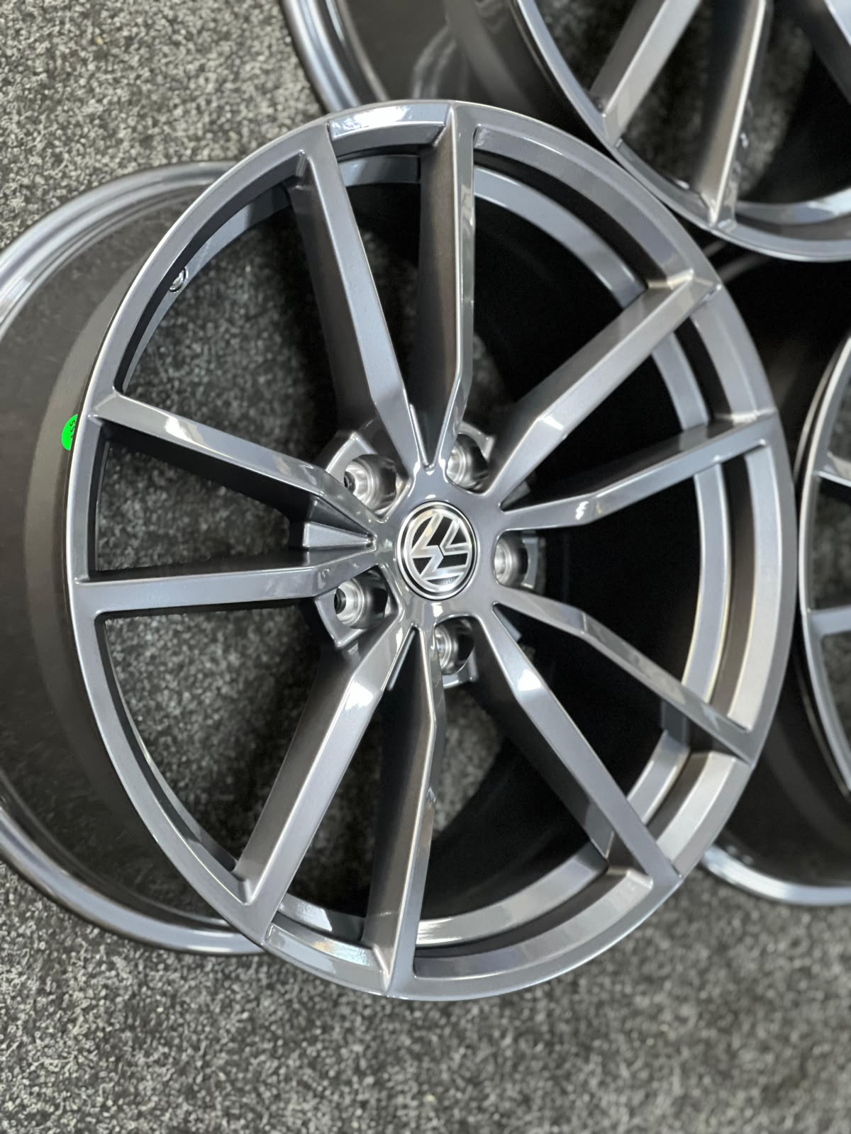 x4 18" 'PRETORIA' Alloy Wheels to fit VW Golf, Caddy, Passat, Jetta, Scirocco etc