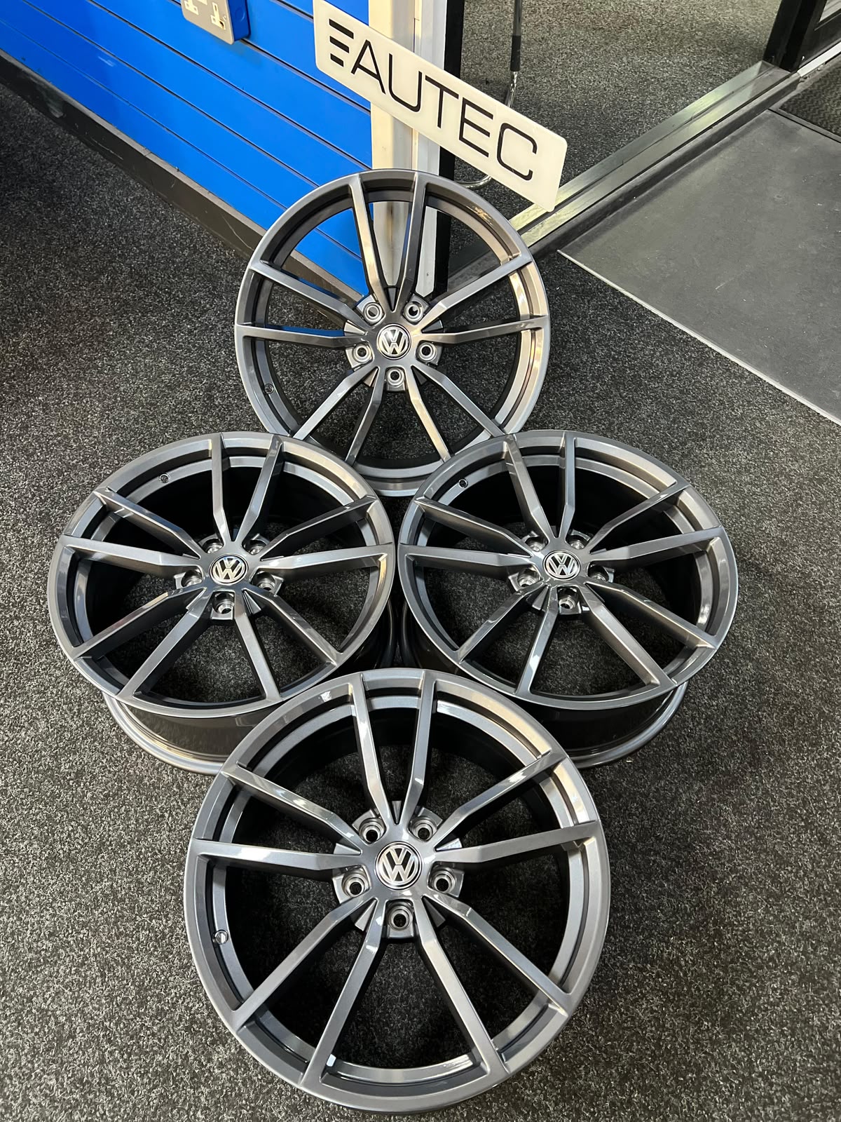 x4 18" 'PRETORIA' Alloy Wheels to fit VW Golf, Caddy, Passat, Jetta, Scirocco etc