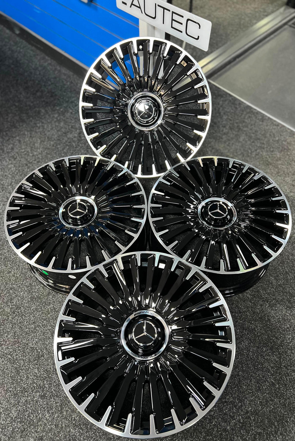 20" Platinum Maybach Styling Alloy Wheels