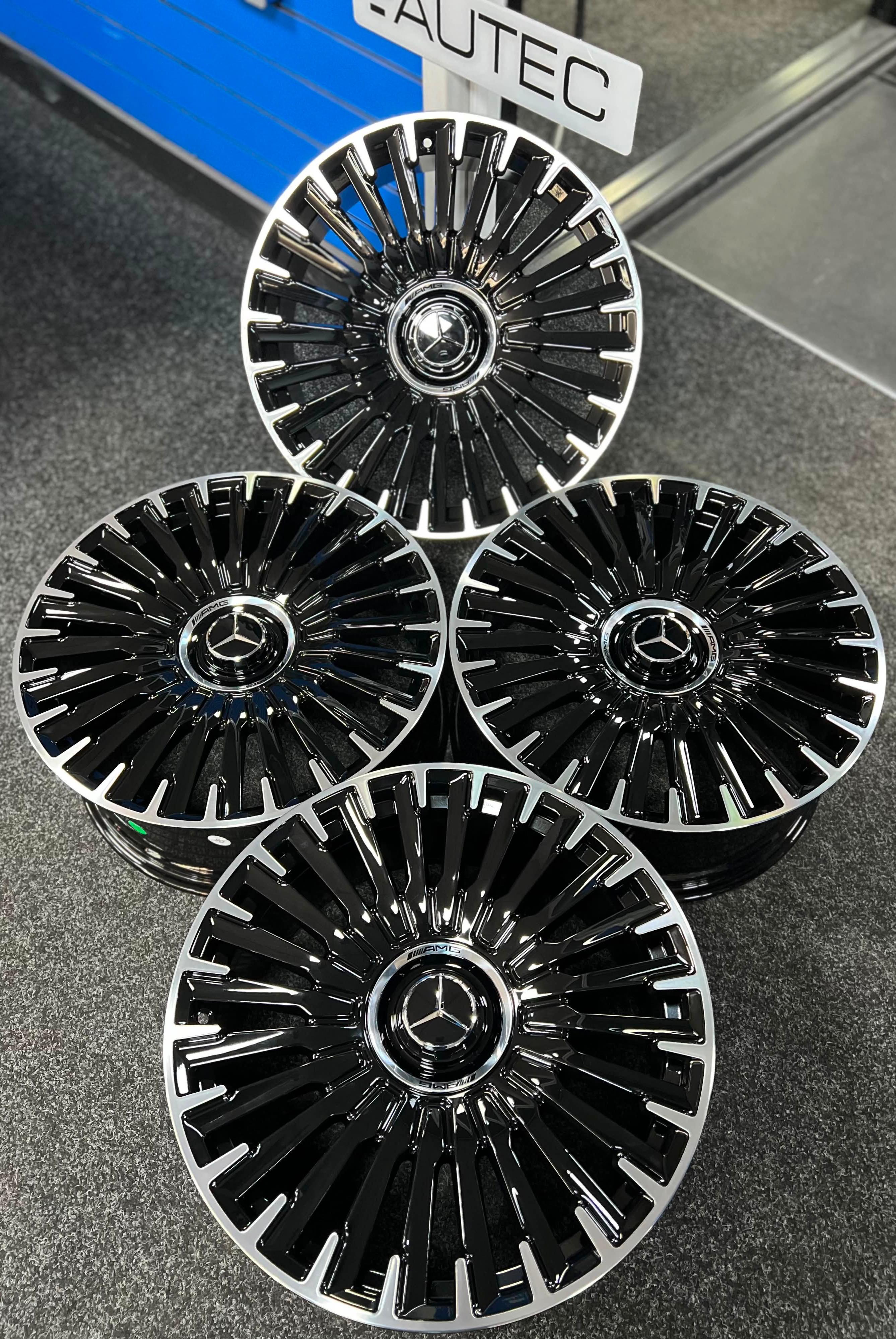 20" Platinum Maybach Styling Alloy Wheels