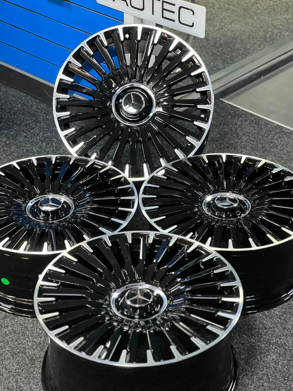 20" Platinum Maybach Styling Alloy Wheels