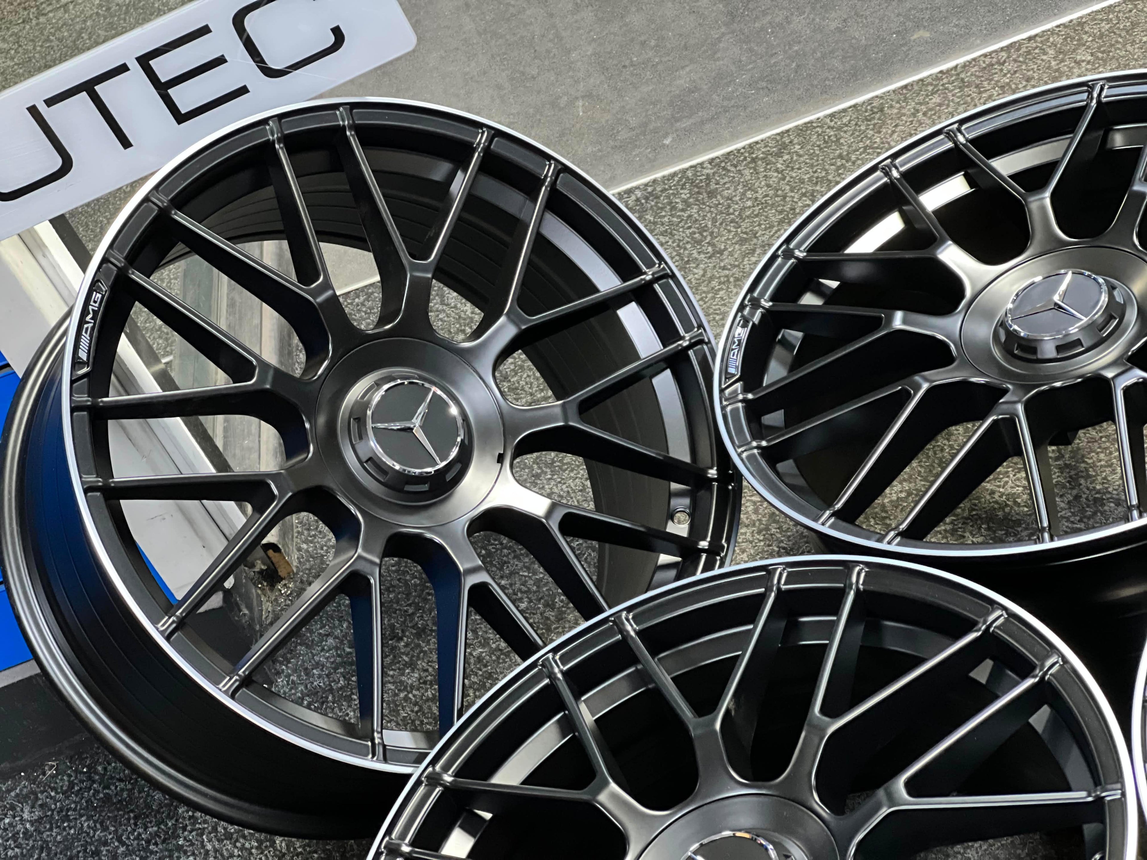 19" W205 C63s Styling Alloy Wheels