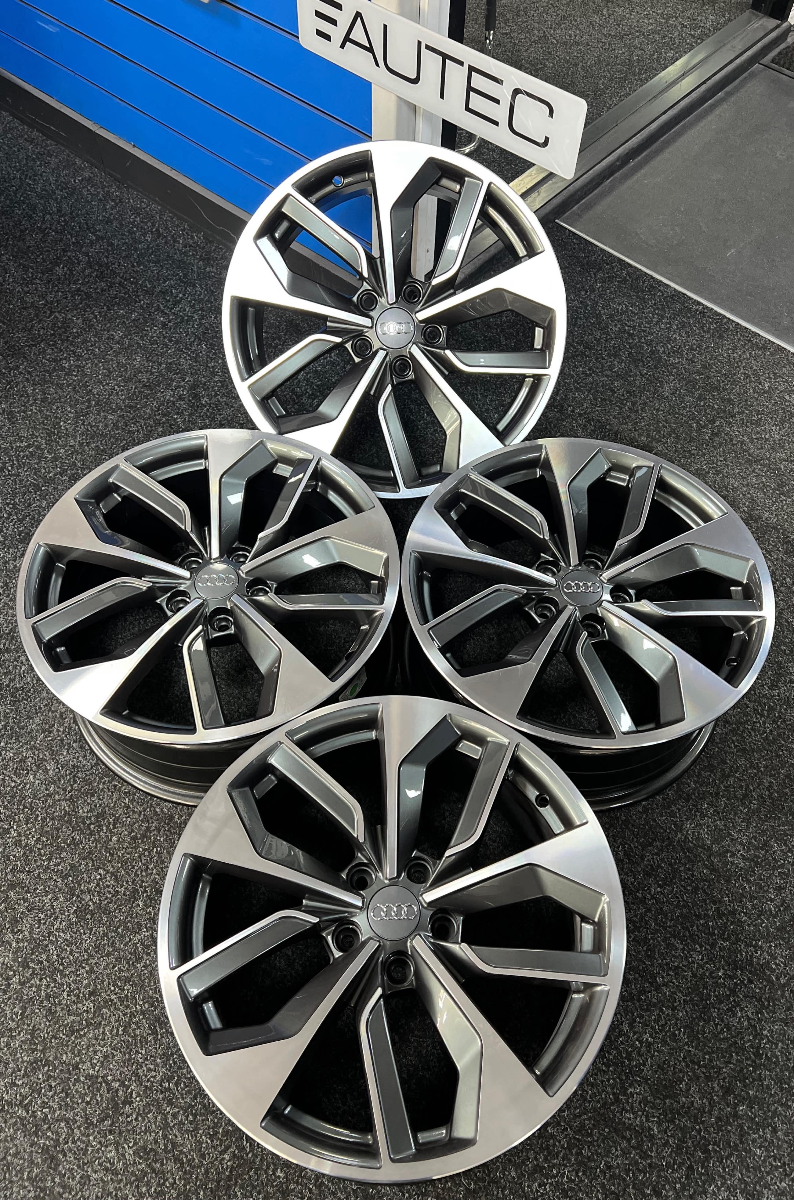 18" NOGARO RS4 Styling Alloy Wheels