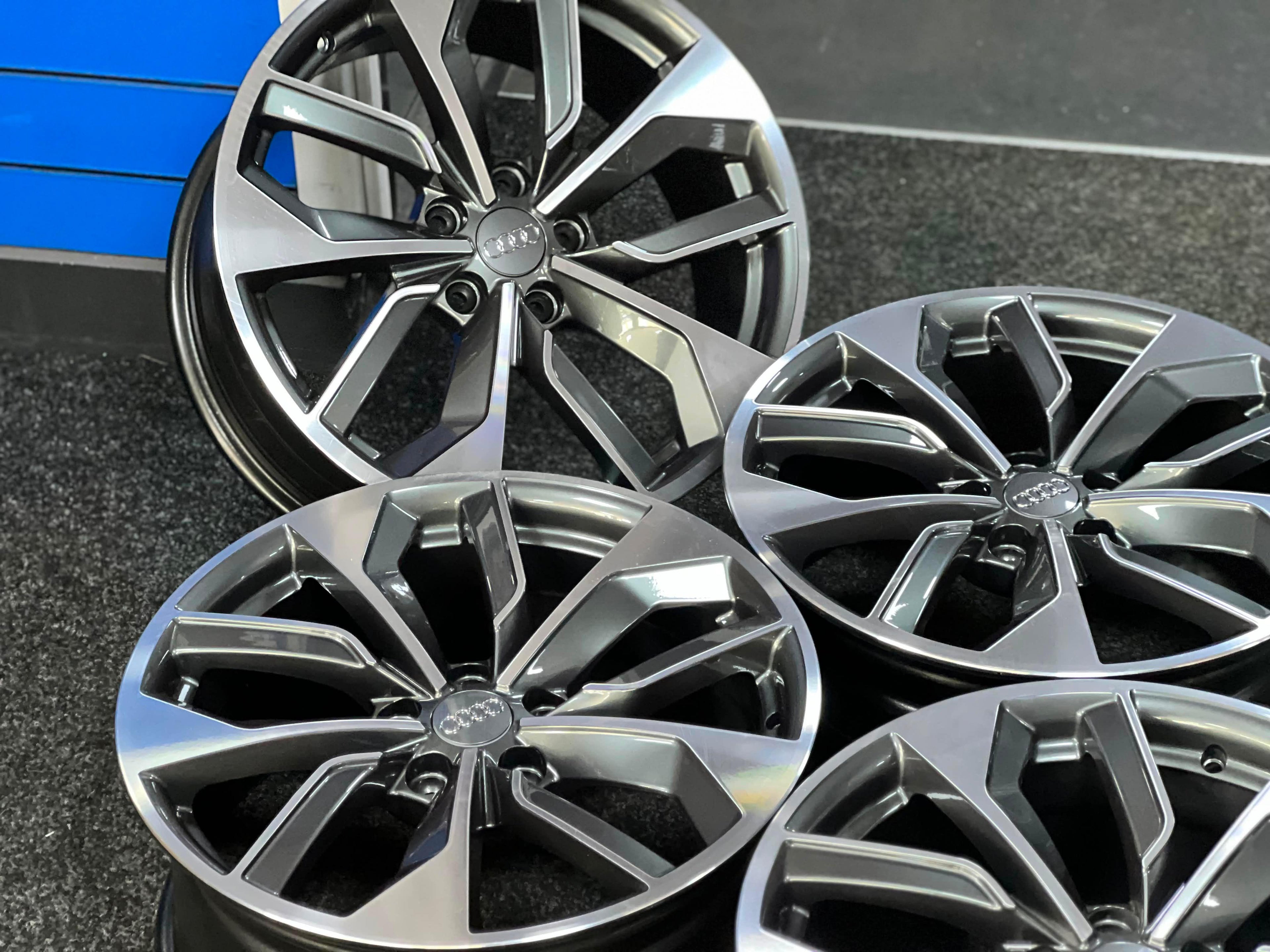 18" NOGARO RS4 Styling Alloy Wheels
