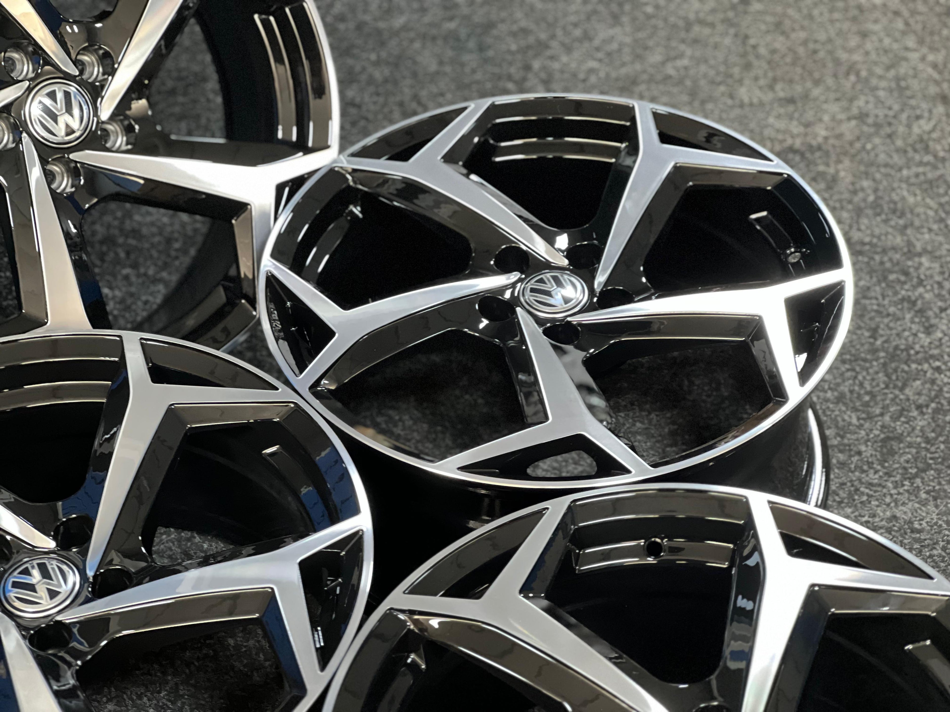 17" GTI Styling Alloy Wheels 5x100 For Volkswagen Polo