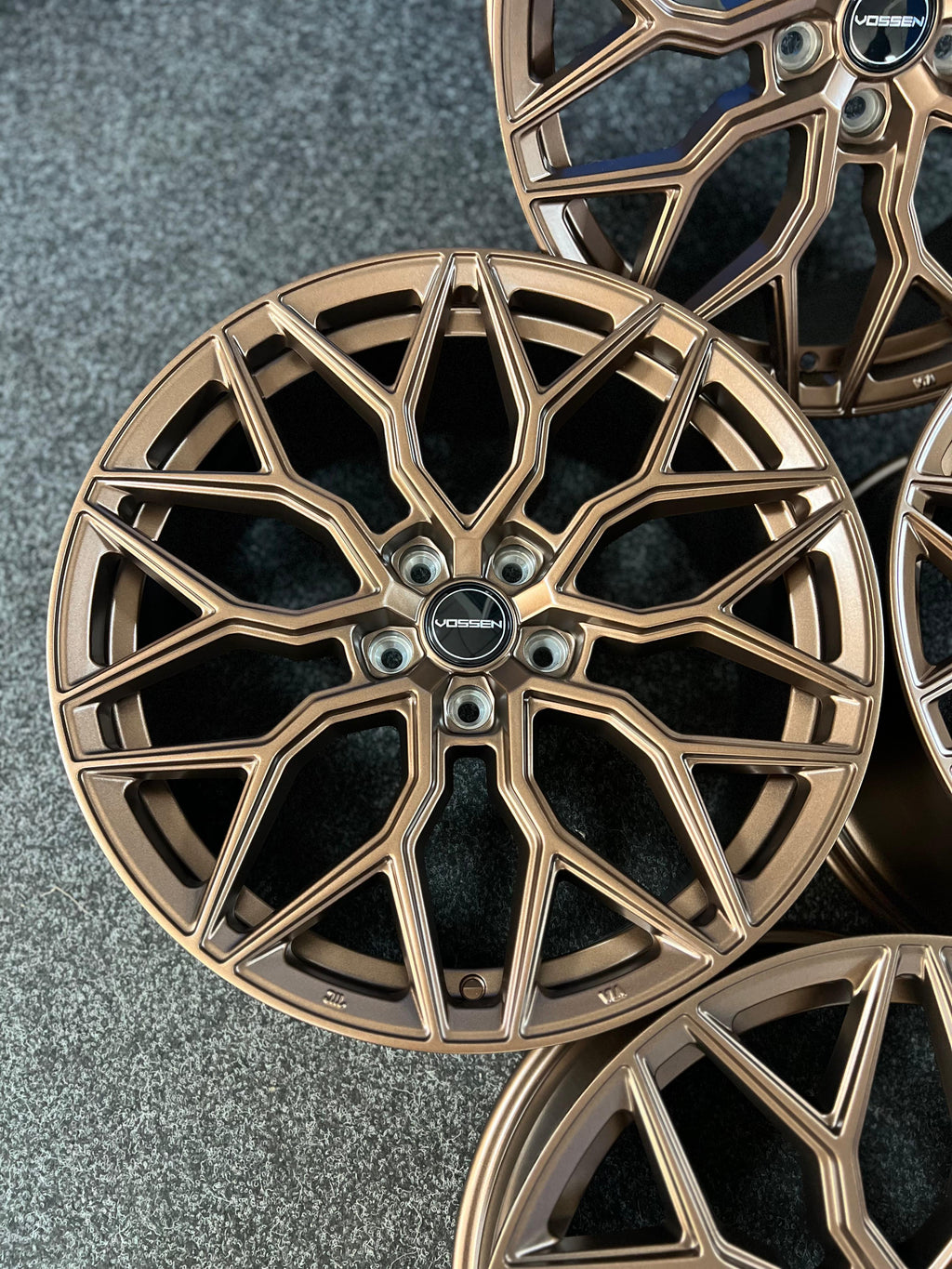19" RF108 Riviera HF2 Styling Wheels In Desert Bronze