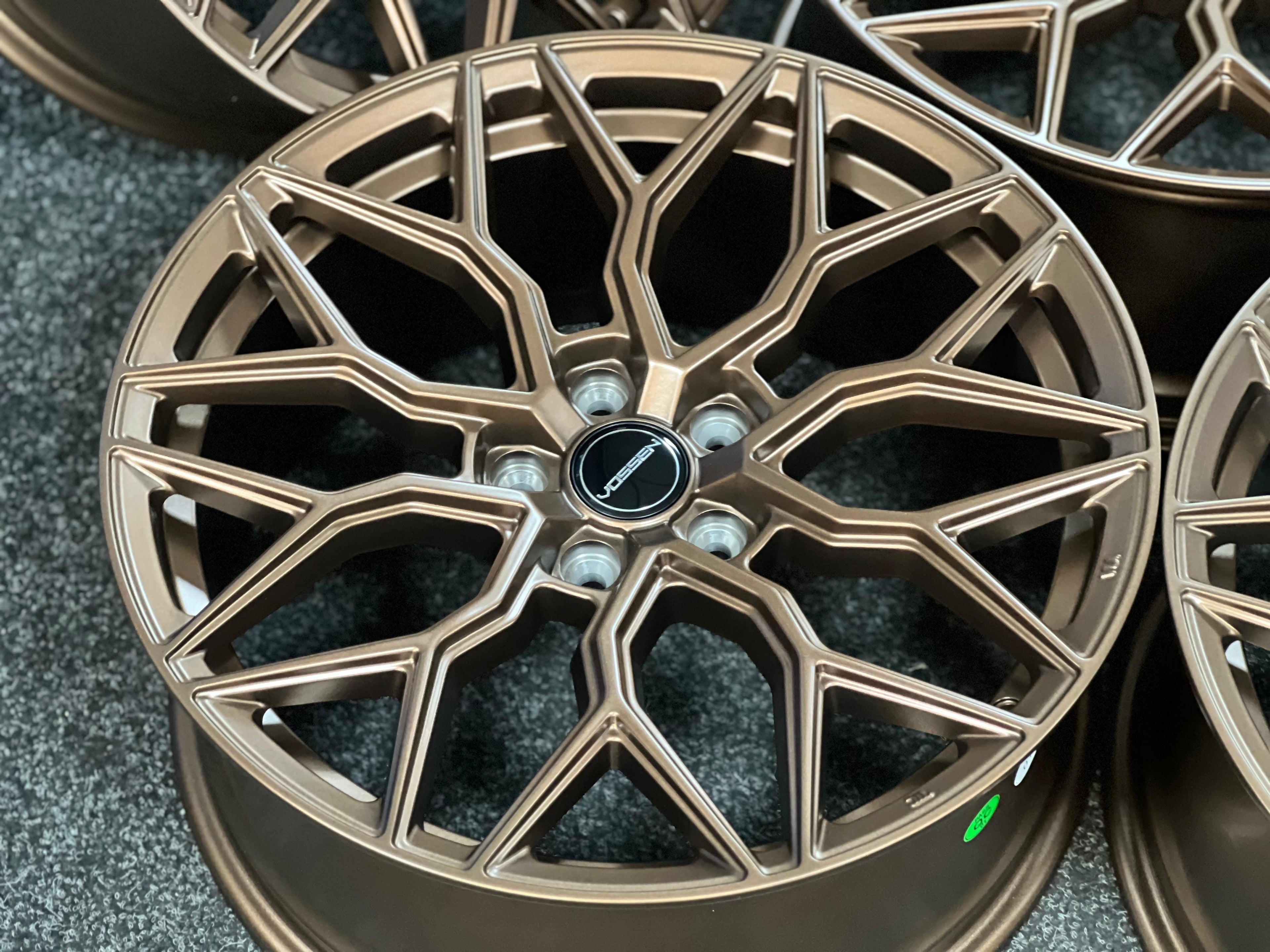19" RF108 Riviera HF2 Styling Wheels In Desert Bronze