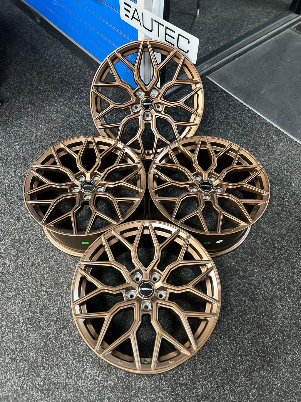 19" RF108 Riviera HF2 Styling Wheels In Desert Bronze