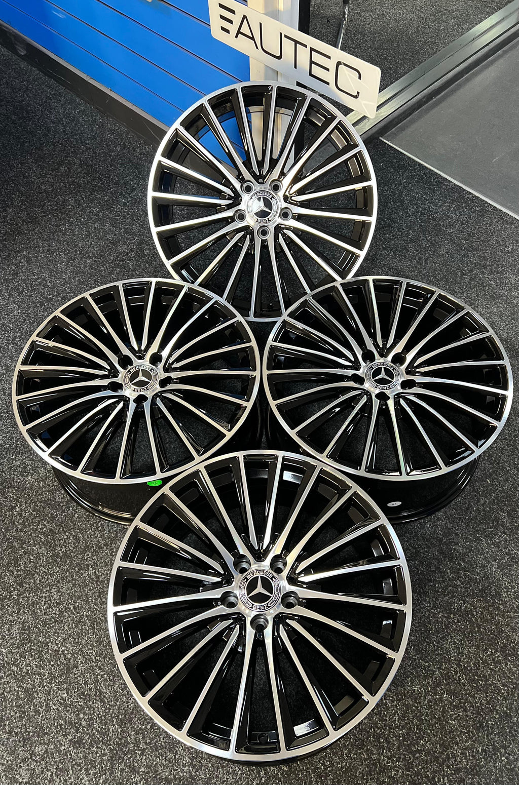 19" TWISTED SPOKE TRIDENT Alloy Wheels For Mercedes Benz AMG